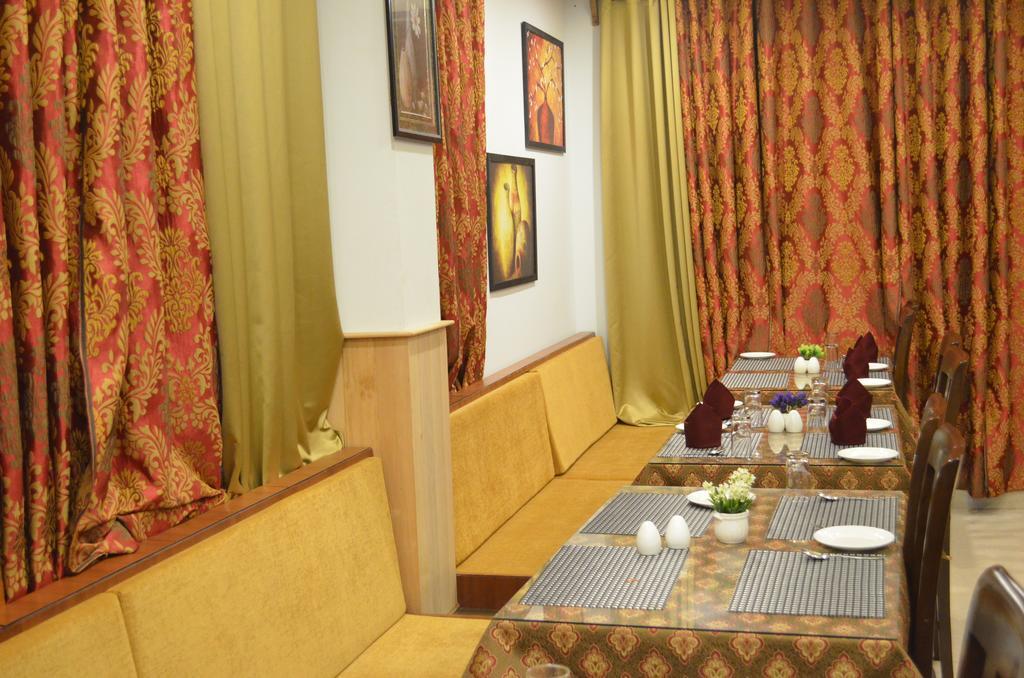 The Golden Crest Hotel Gangtok Exterior photo