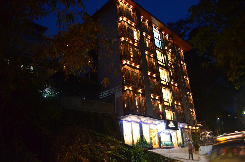 The Golden Crest Hotel Gangtok Exterior photo