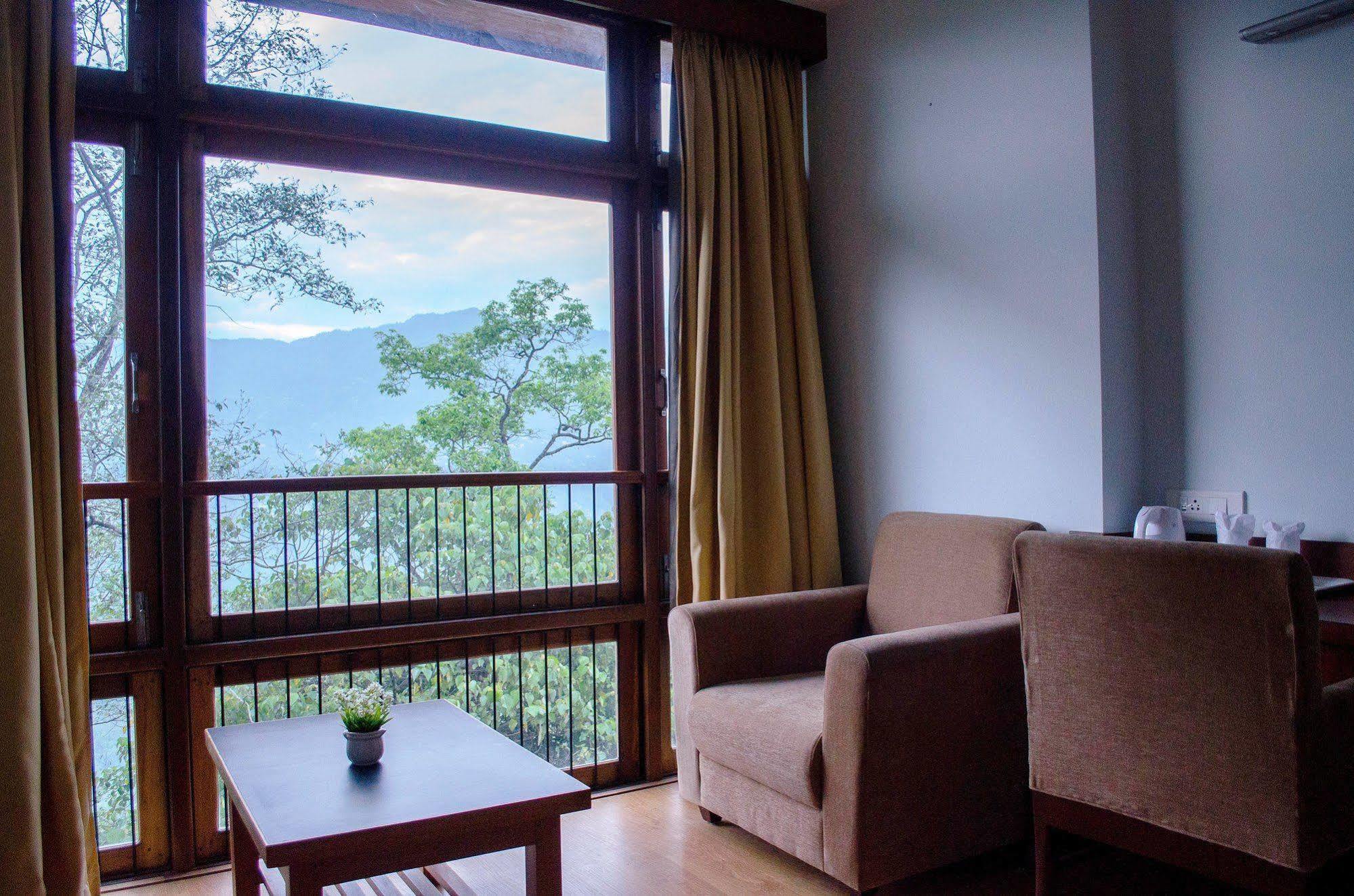 The Golden Crest Hotel Gangtok Exterior photo
