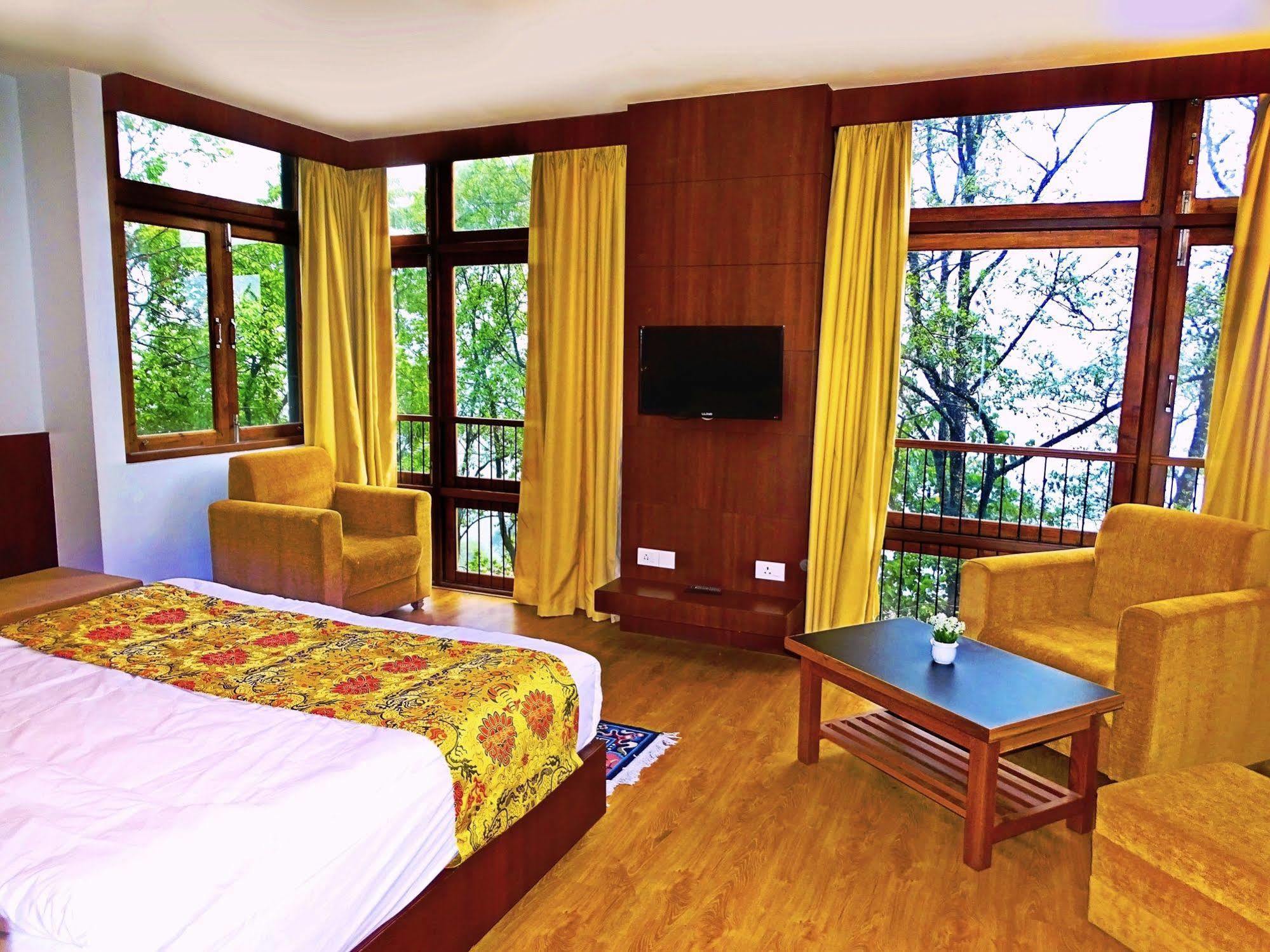 The Golden Crest Hotel Gangtok Exterior photo